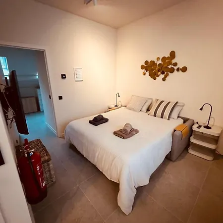 Christina's 1 Bed- Third Floor דירה אוסטנדה